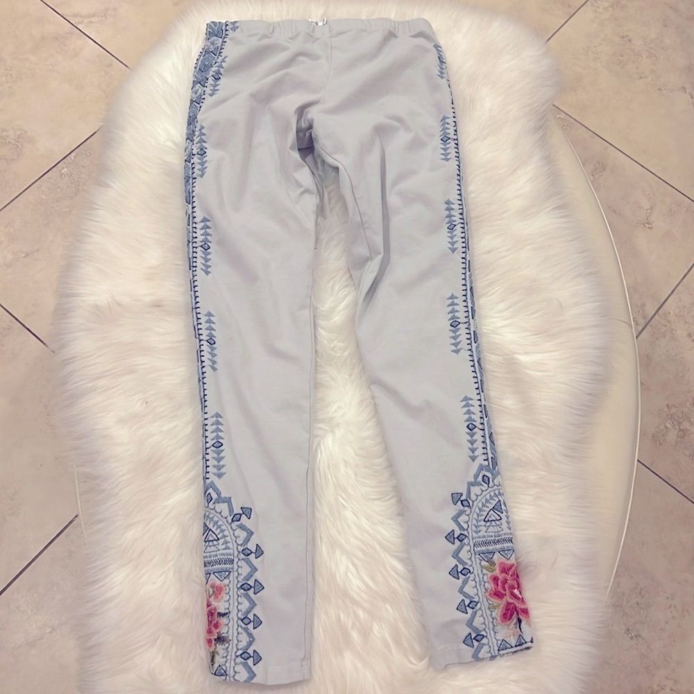 Johnny Was embroidered leggings xs